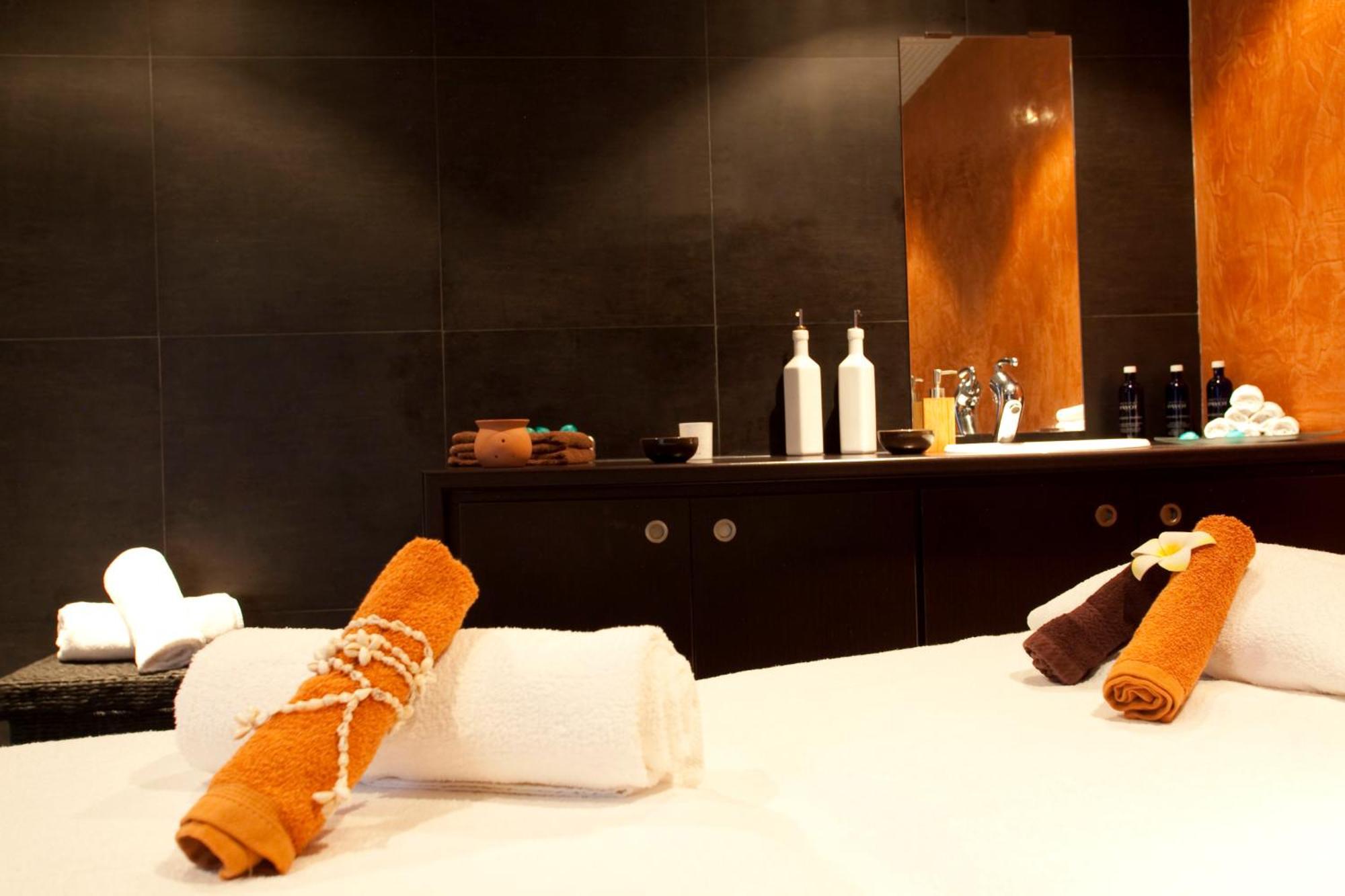 Mahogany & Hotel Le Gosier (Grande-Terre)